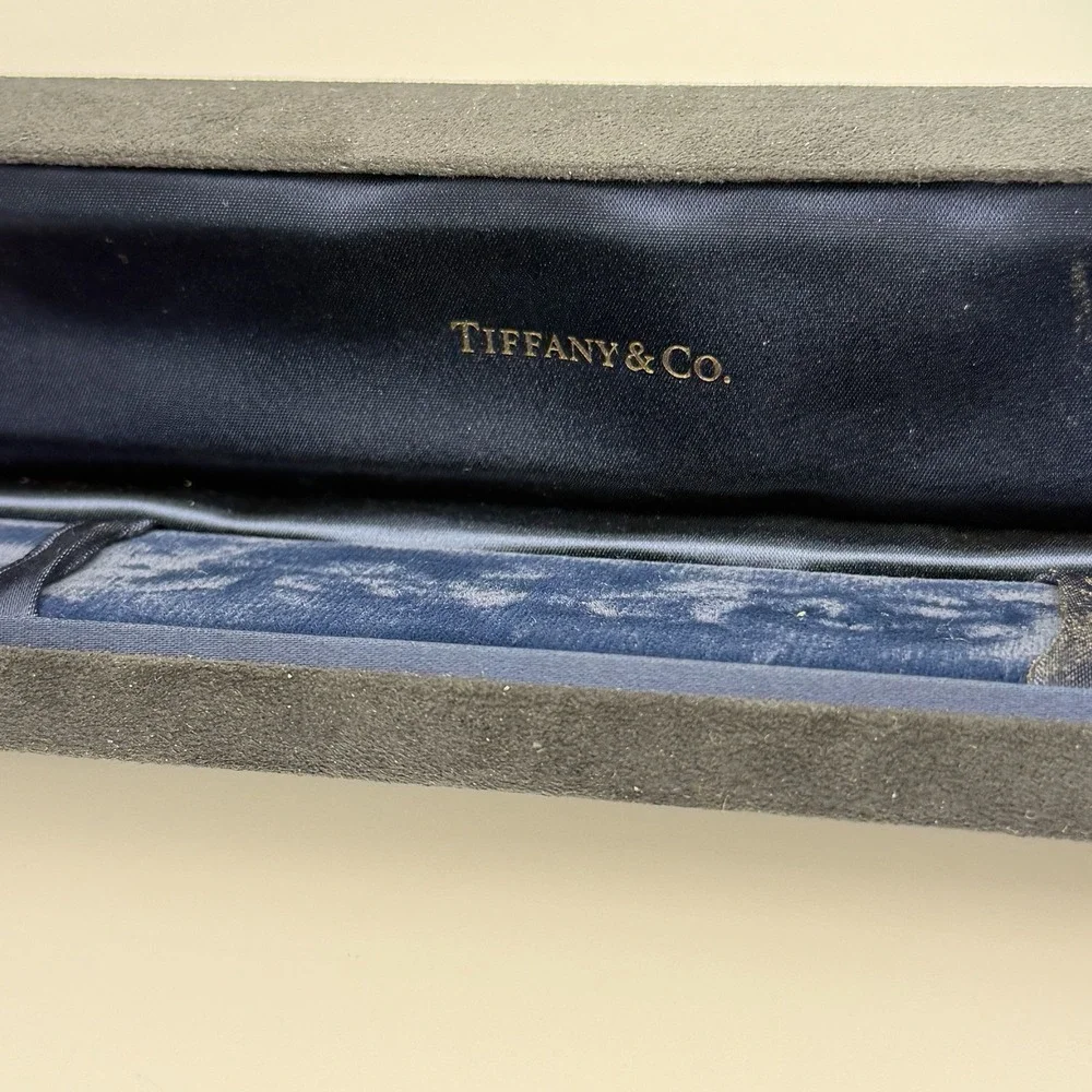 Authentic Vintage Tiffany & Co Bracelet Velvet Case Box 8.5